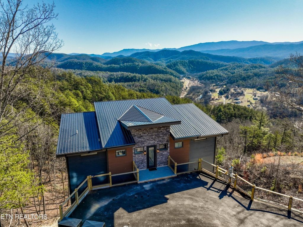 1015 Leslie Way, Sevierville