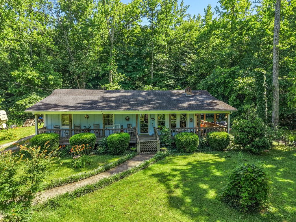 1611 Harpeth Xing, Ashland City