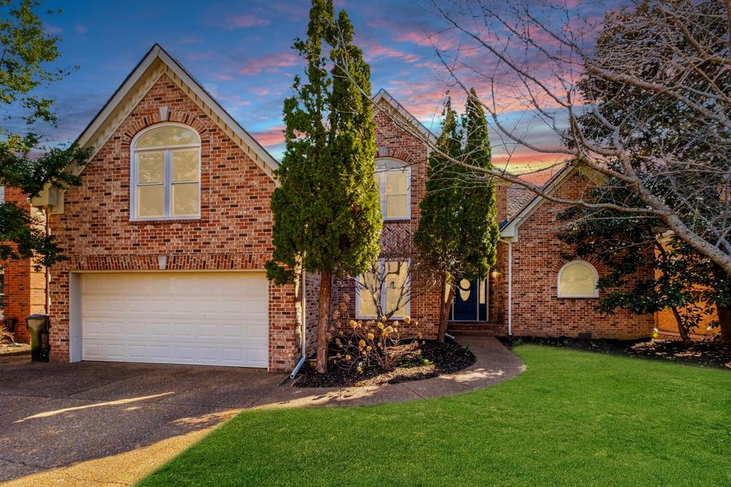 152 Sontag Dr, Franklin