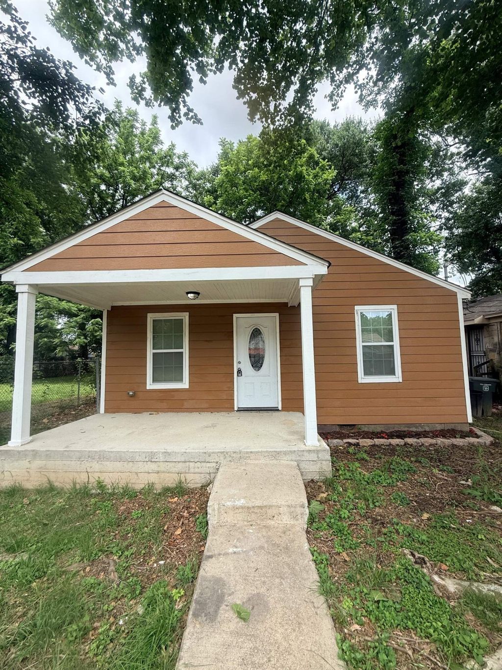 1594 Davis St, Memphis