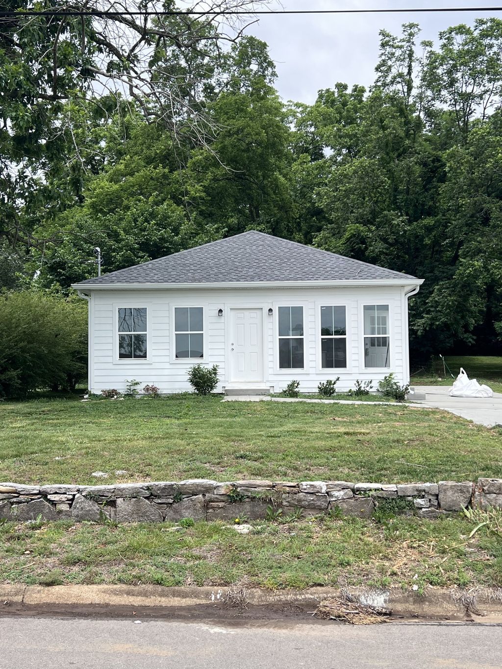 612 E Madison St, Pulaski