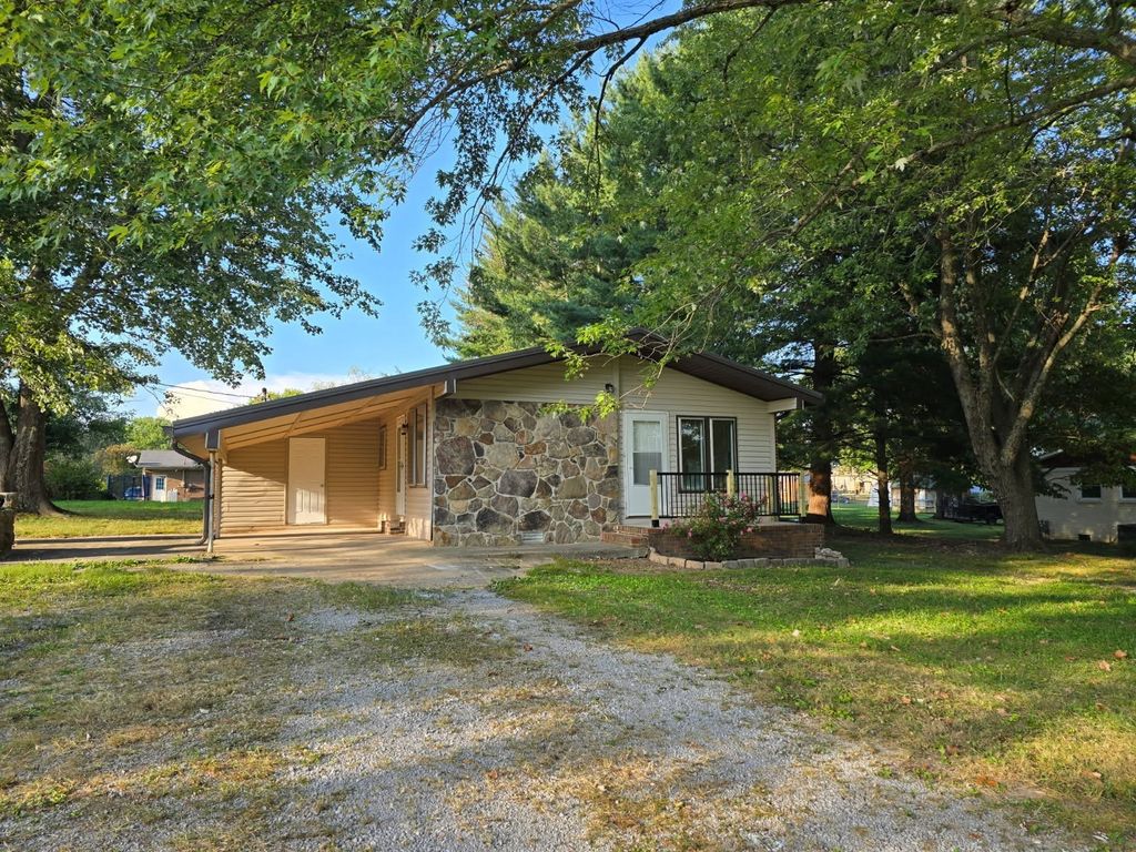 72 Sherwood Vale Cir Nw, McMinnville