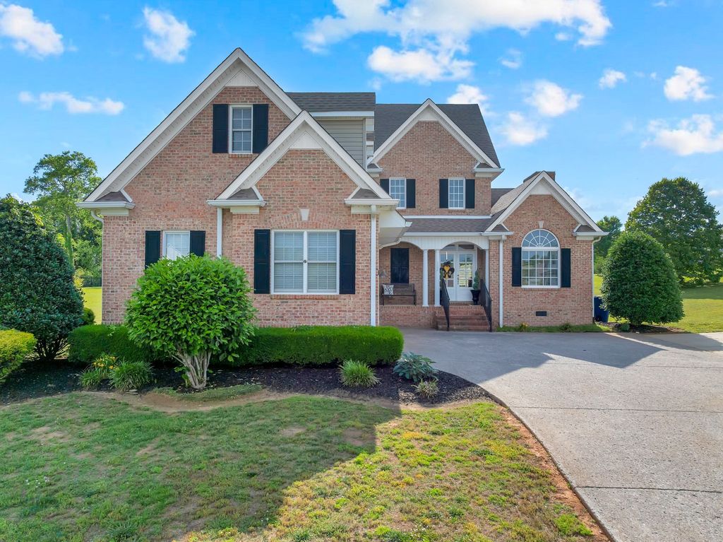 102 Waycross Dr, Shelbyville