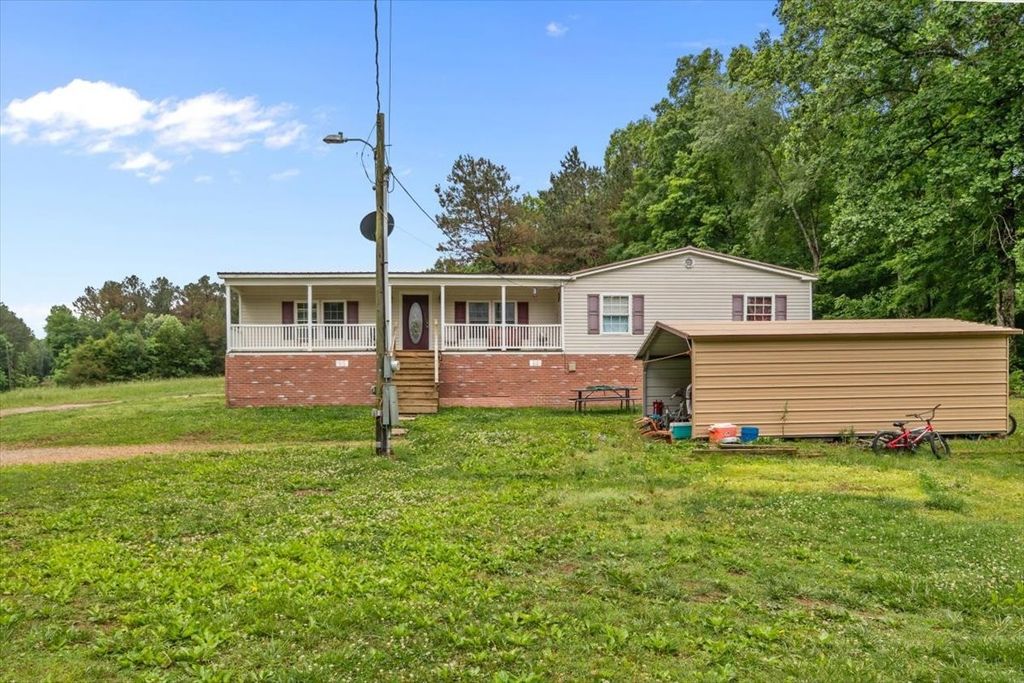 54 Tyler Ln, Erin