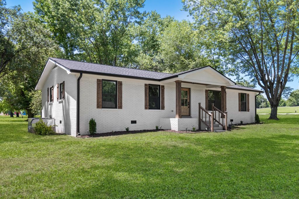 65 Rocky Creek Loop, Castalian Springs
