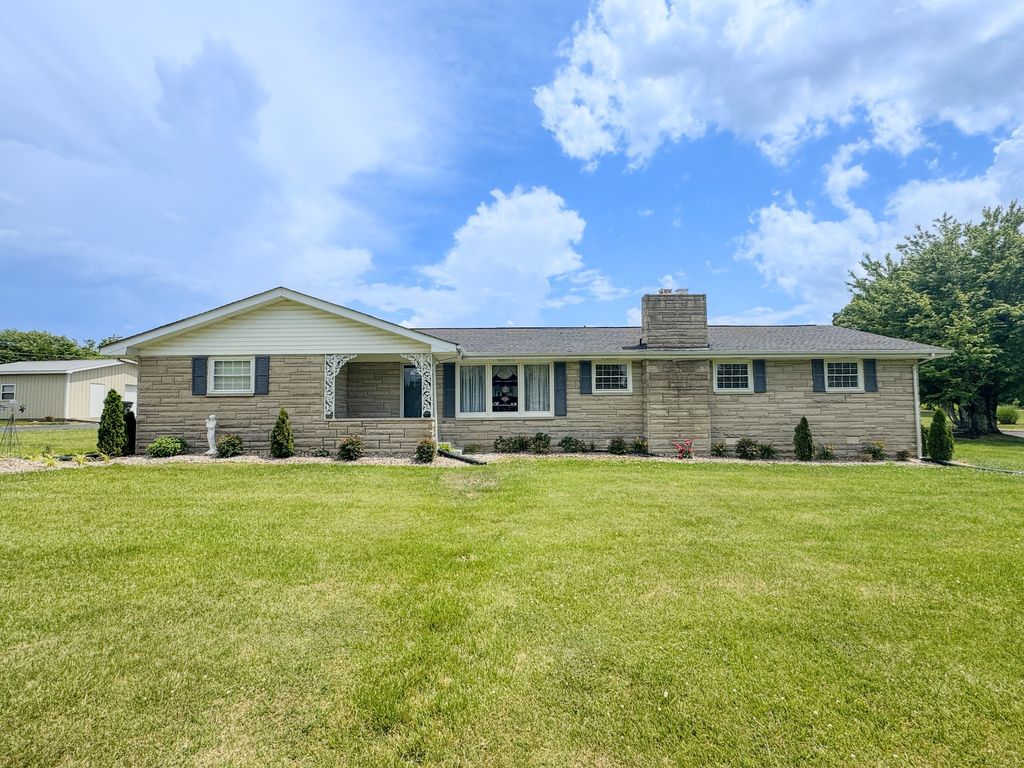 1406 Ellington Dr, Lafayette