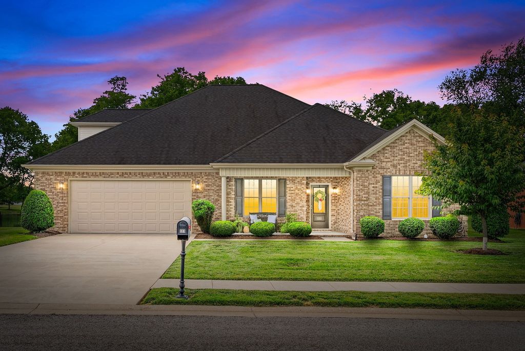 111 Sherinton Pl, Hopkinsville