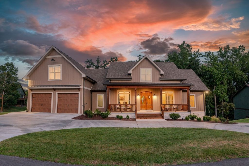 61 Joy Cir, Winchester