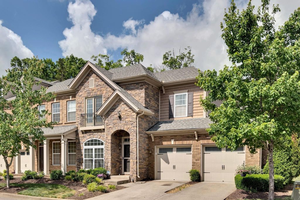 2045 Traemoor Village Dr, Nashville