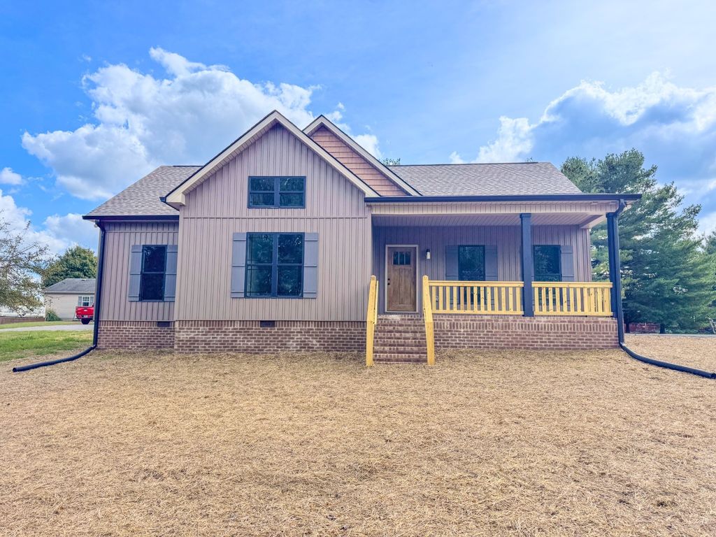158 Fox Run, Lafayette