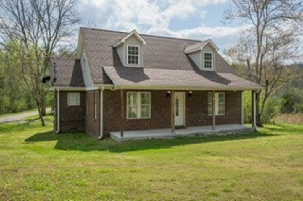 2824 Hwy 100, Linden