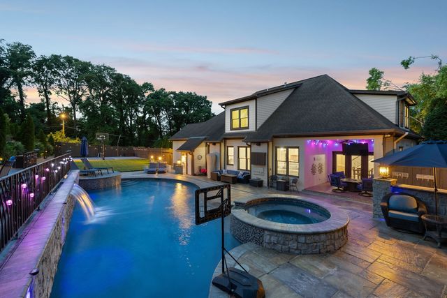 4001 Wallace Ln, Nashville