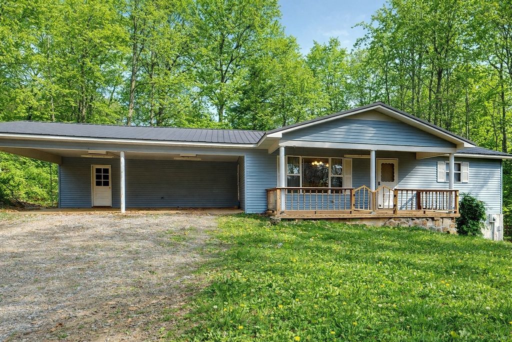 1135 Mink Branch Rd, Waynesboro