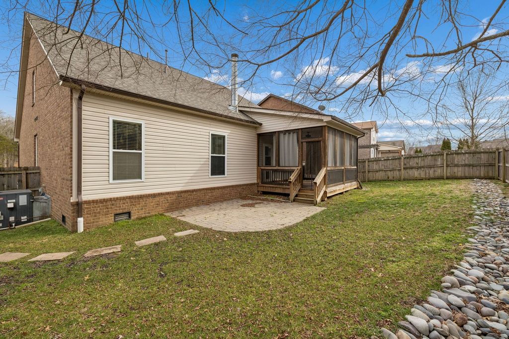 393 Anthony Branch Dr, Mount Juliet