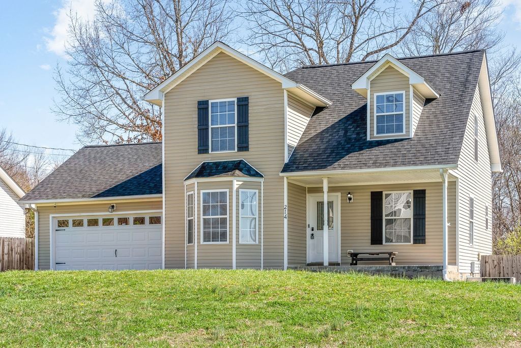 214 Grant Ave, Oak Grove