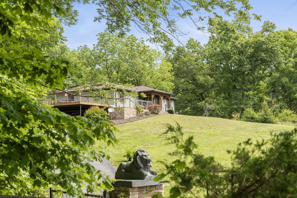 7623 Highway 100, Bon Aqua