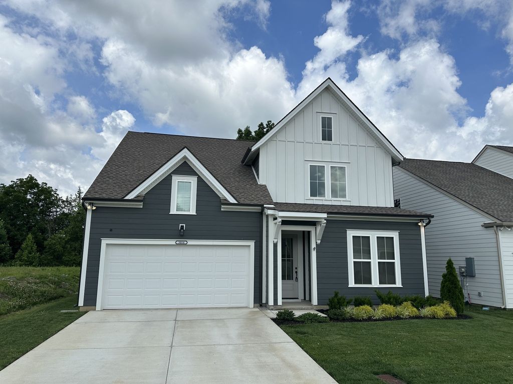 3058 Mallard Dr, Lebanon