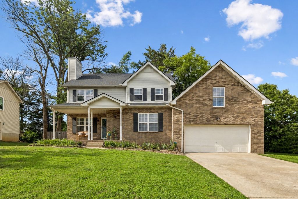 3200 W Yorkshire Ct, Old Hickory