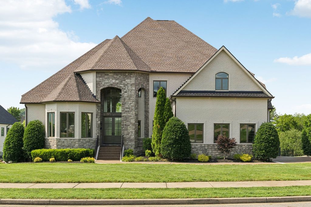 113 Tattnall Ct, Gallatin