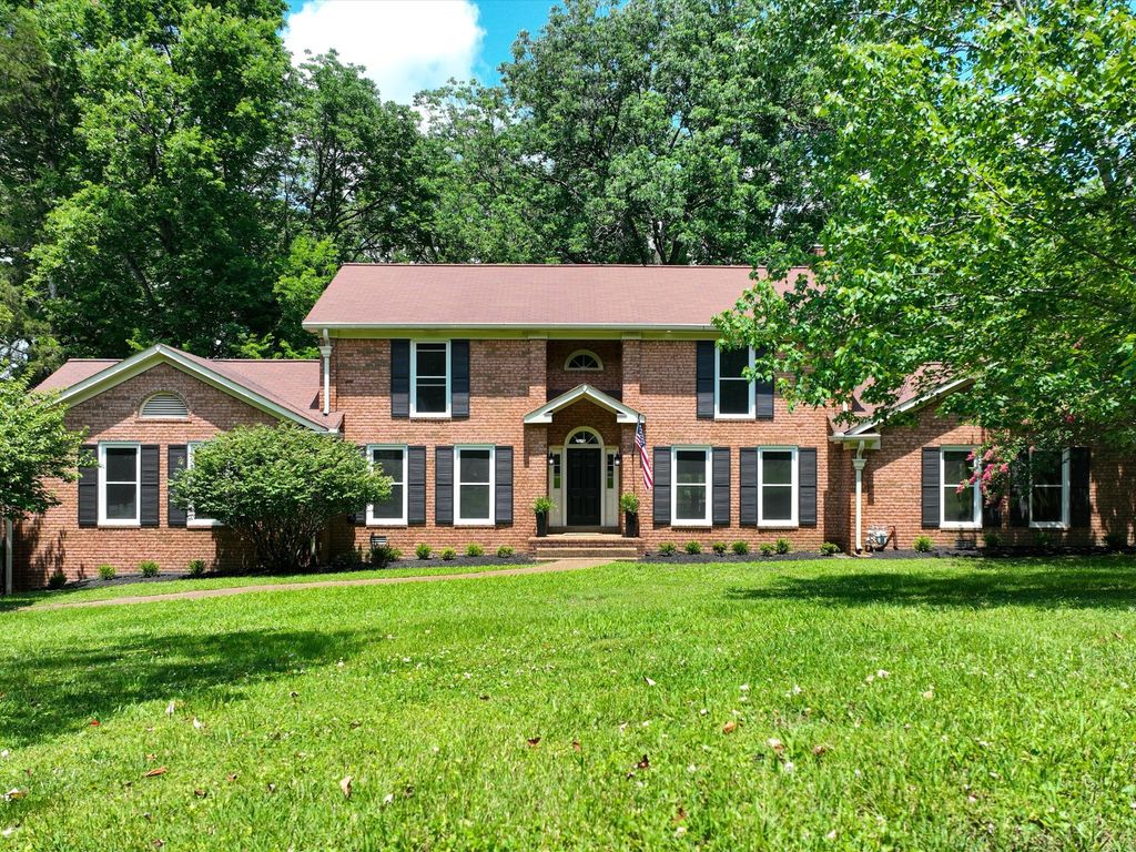 1718 Lake Grassland W, Gallatin