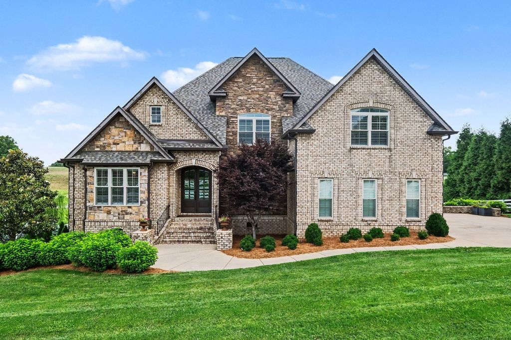 7219 Magnolia Valley Dr, Eagleville