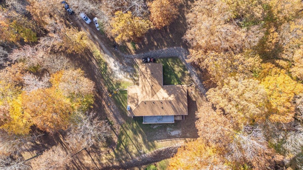 2411 Keazey Hollow Rd, Waynesboro