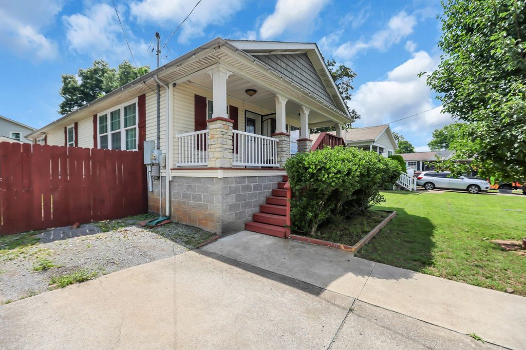 228 Oceanfront Cir S, Antioch