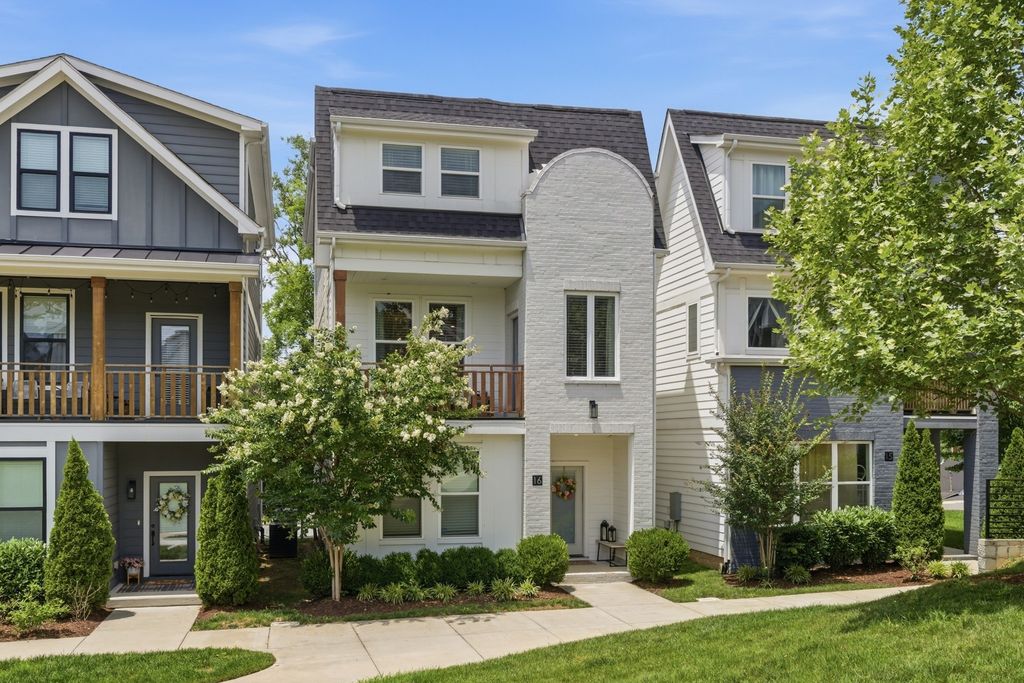 530 Edwin St 16, Nashville