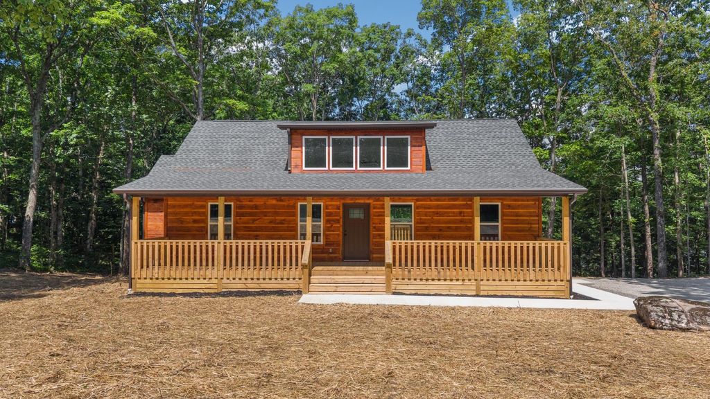2377 Porch Rock Road, Pikeville