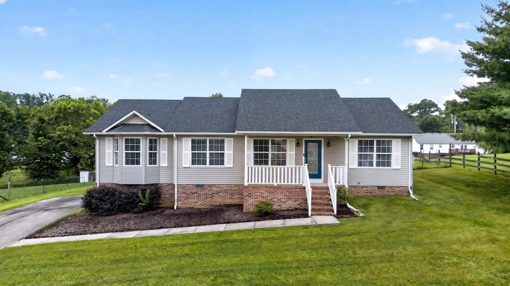 3911 Kings Ct, Cookeville