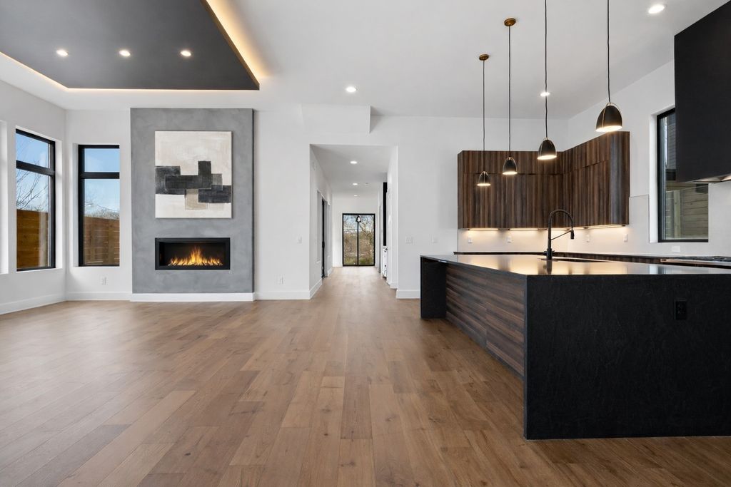 996 Douglas Ave, Nashville