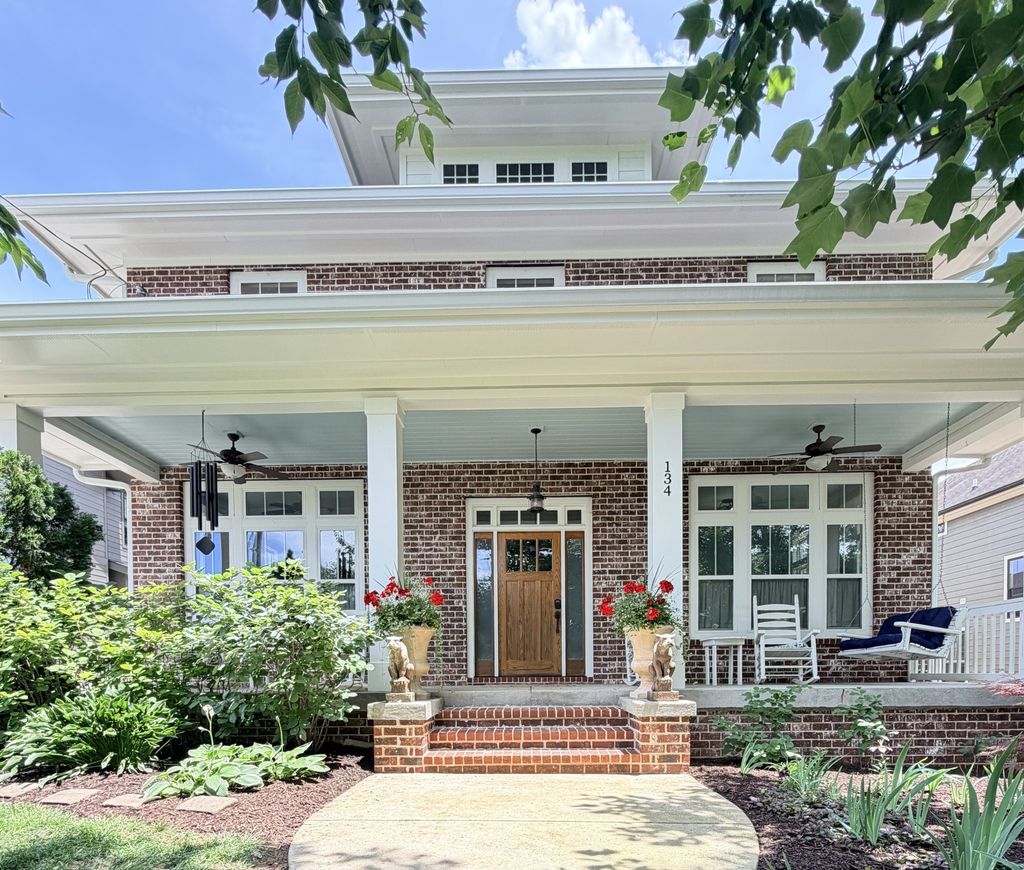 134 51st Ave N, Nashville