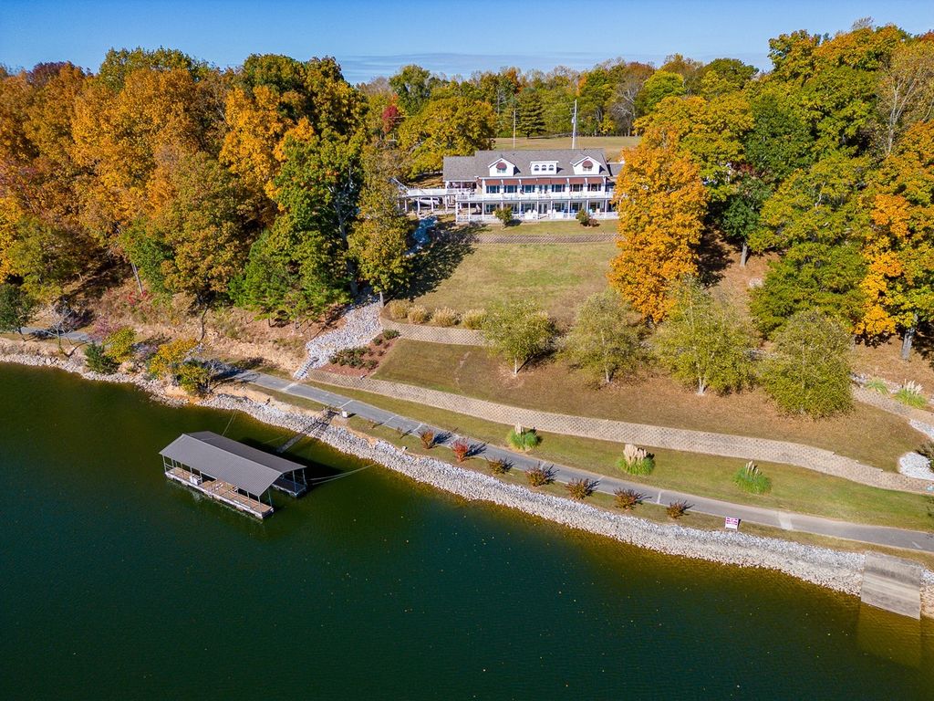 627 Eastbrook Rd, Estill Springs