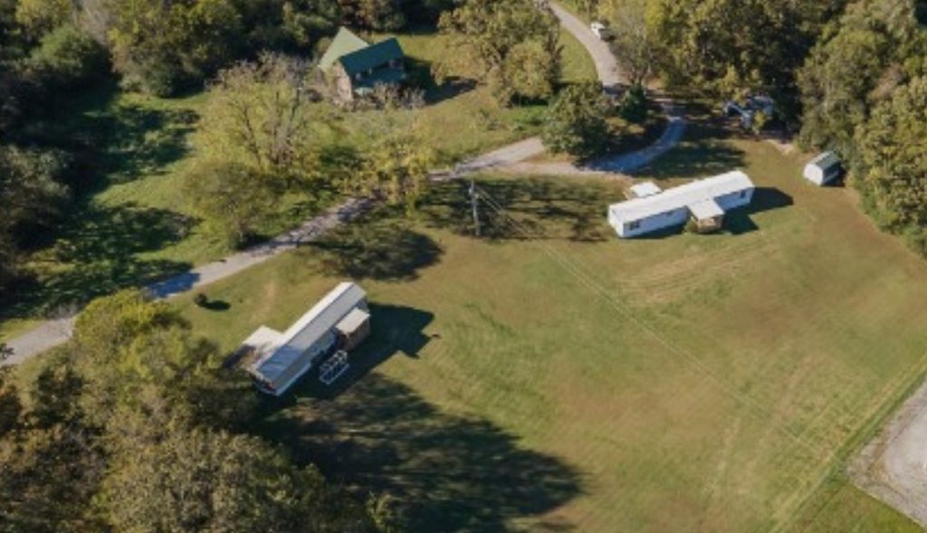 990 Community Rd, Nunnelly