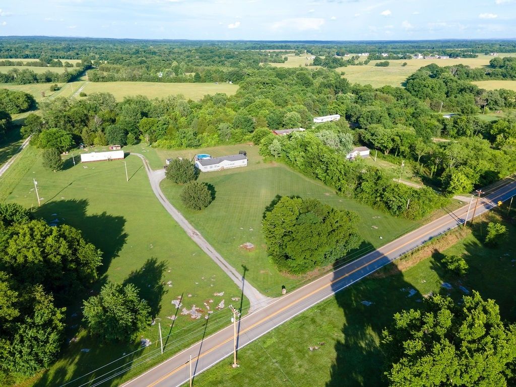 2861 Verona Caney Rd, Lewisburg