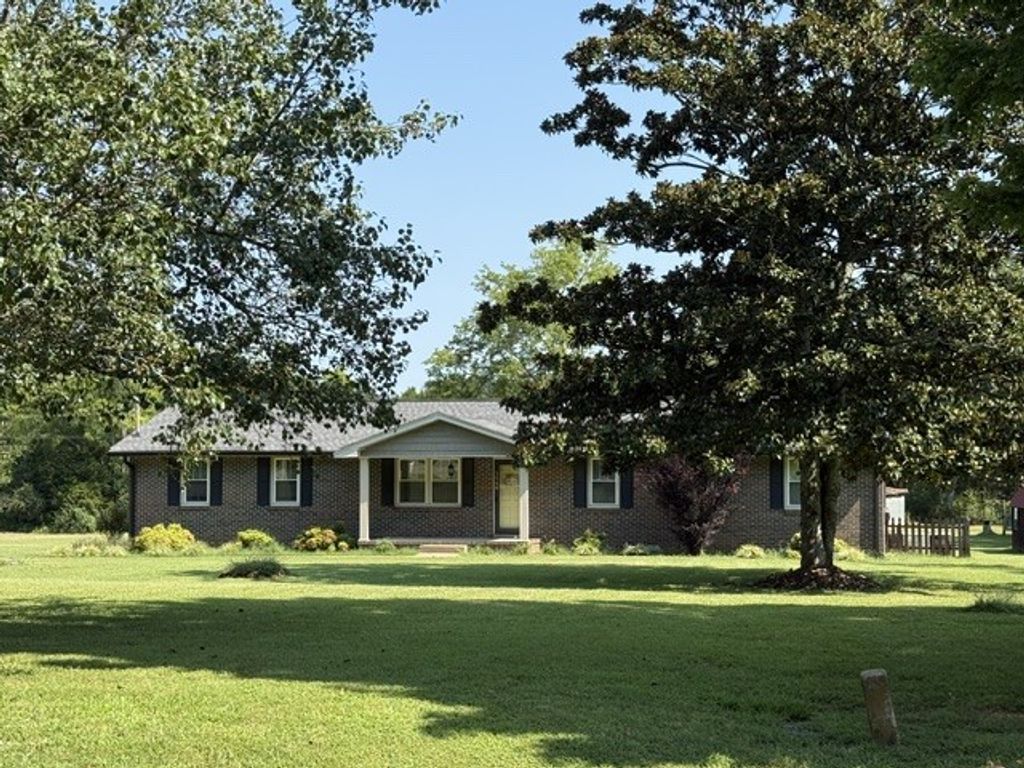 1540 S Berlin Rd, Lewisburg