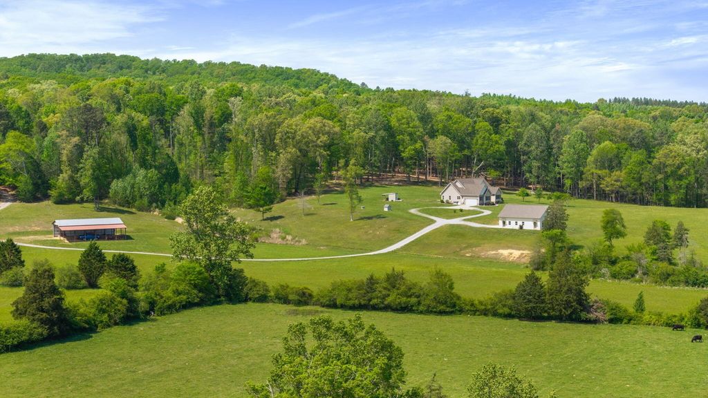 1809 County Road 50, Riceville