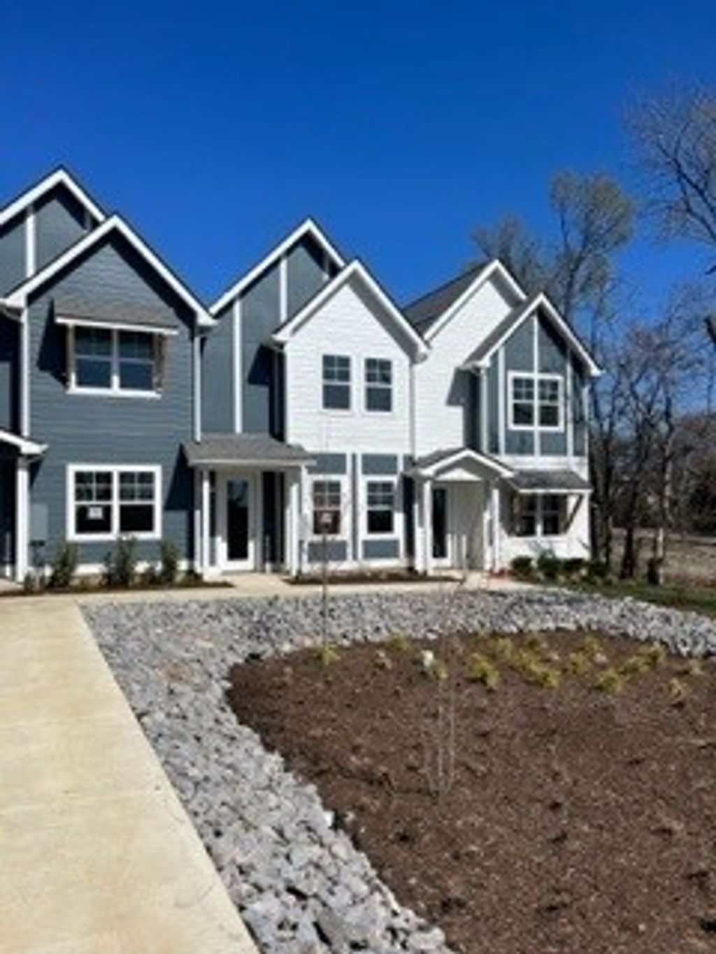 302 Williams Ave 134, Madison