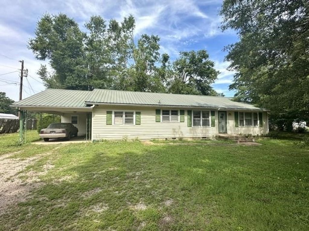 19405 Hwy 69, Savannah