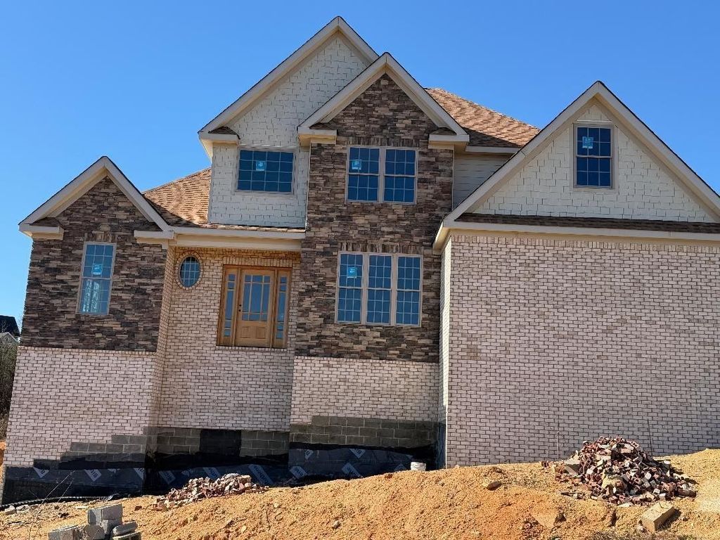 2011 Pearl Drive Sw, Cleveland
