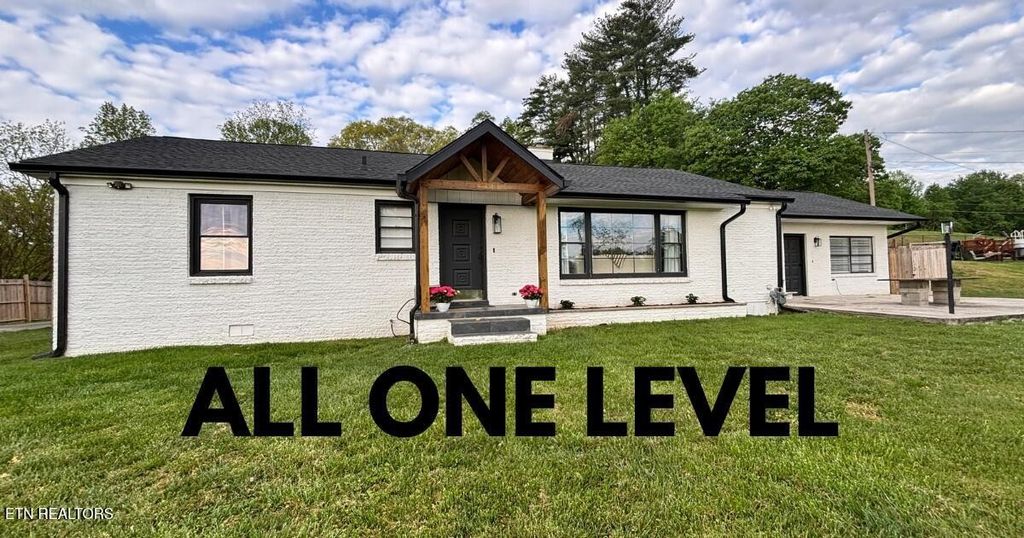 448 Woolsey Rd, Harriman
