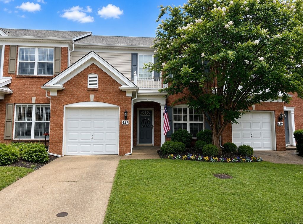 437 Old Towne Dr, Brentwood