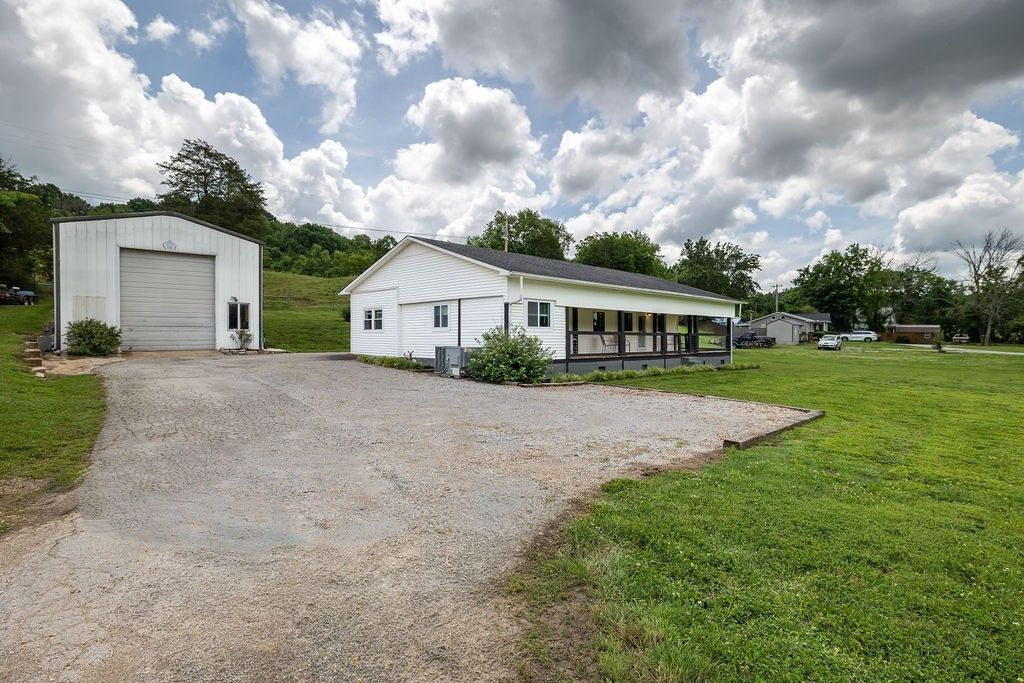 5492 Columbia Hwy, Pulaski