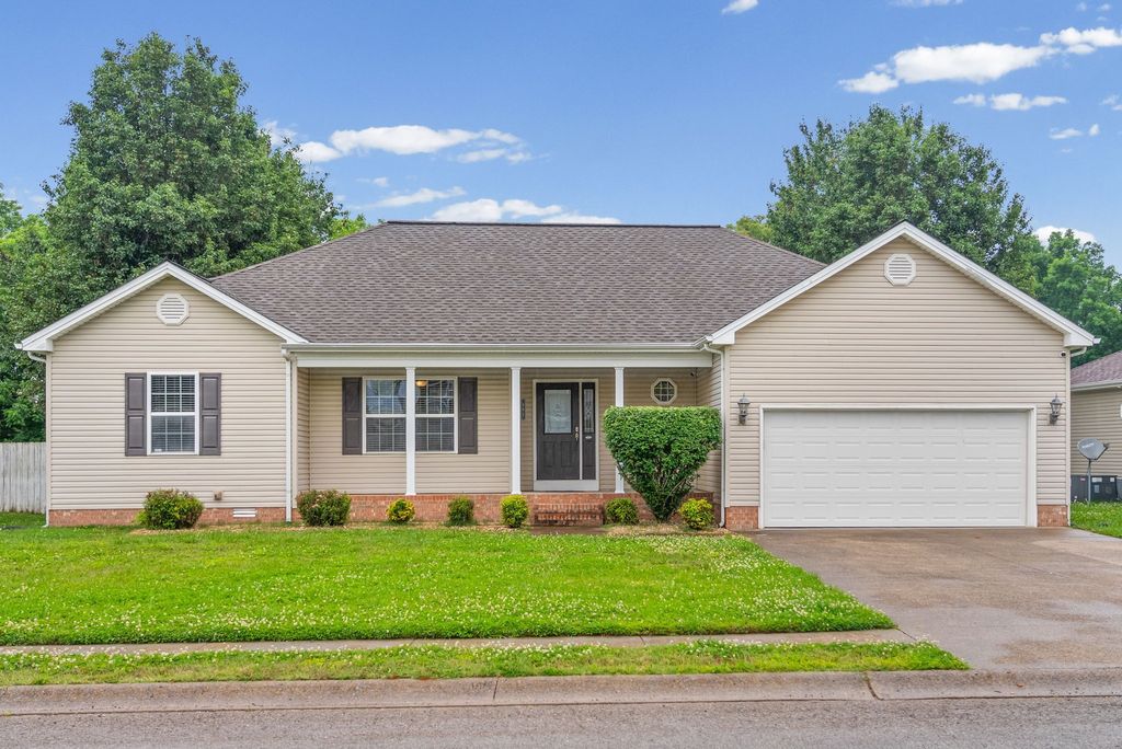 991 Wing Tip Cir, Hopkinsville