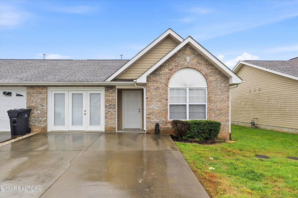 731 High Point Way, Knoxville