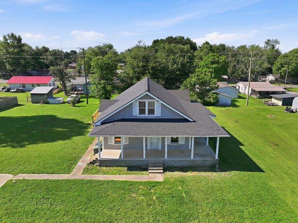 323 Kennedy St, Lawrenceburg