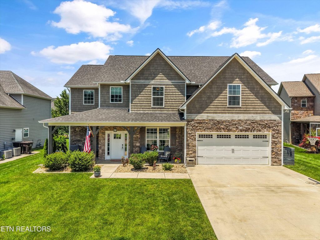 12311 Blacksburg Lane, Knoxville