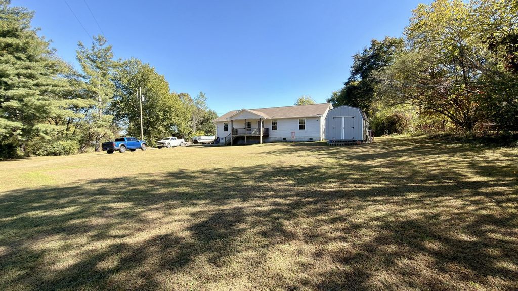445 Ogden Road, Dayton