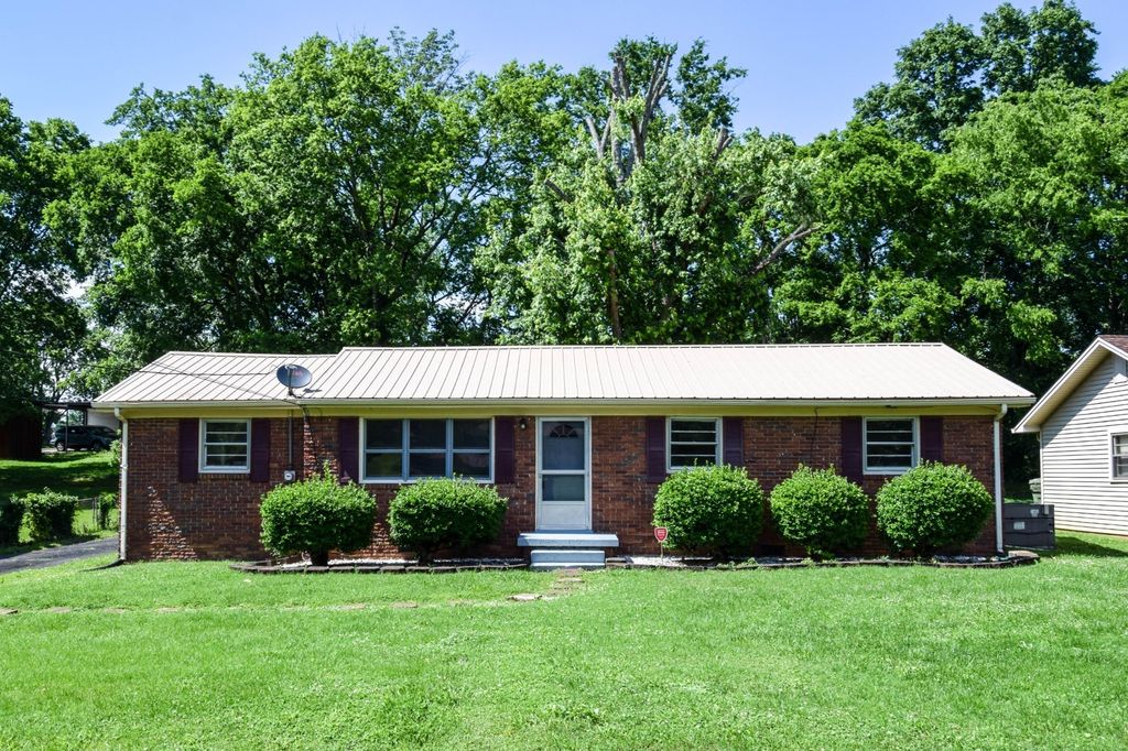 124 Glenn Ave, Gallatin