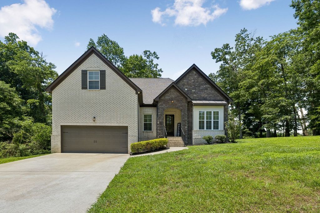 4530 General Forest Cir, Bon Aqua